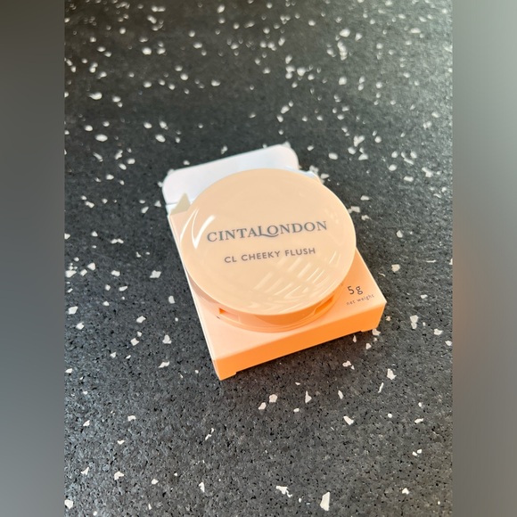 CINTA LONDON | Cheeky Flush - Picture 3 of 6